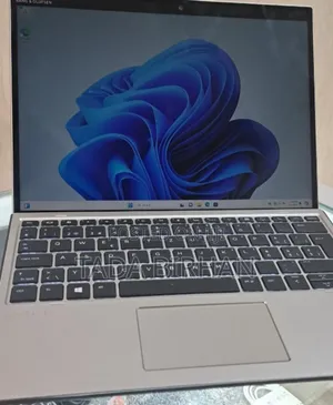 Photo - New Laptop HP Elite X2 1012 18GB Intel Core I5 SSD 256GB