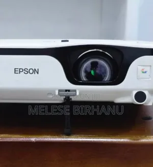 Epson EB-X12 Model Projector