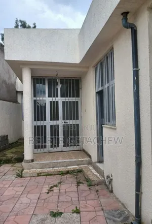 Photo - 3bdrm House in Goro Yerer, L-Shape, Bole for sale