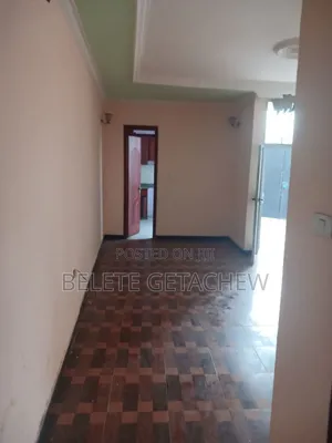 3bdrm House in Goro Yerer, L-Shape, Bole for sale