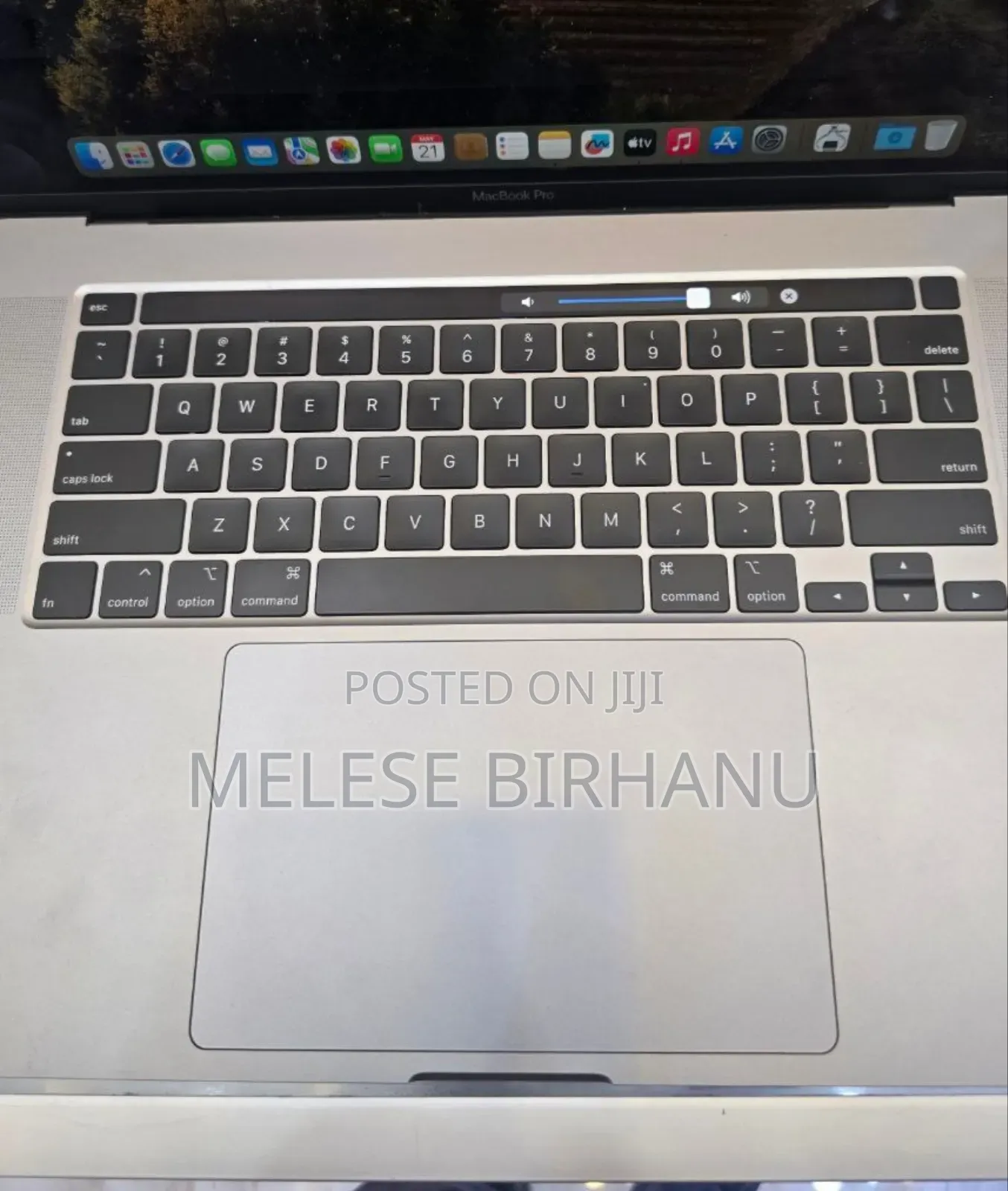 New Laptop Apple MacBook Pro 2019 16GB Intel Core I7 SSD 1T