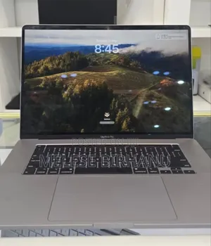Photo - New Laptop Apple MacBook Pro 2019 16GB Intel Core I7 SSD 1T