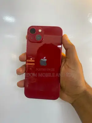 Apple iPhone 13 256 GB Red