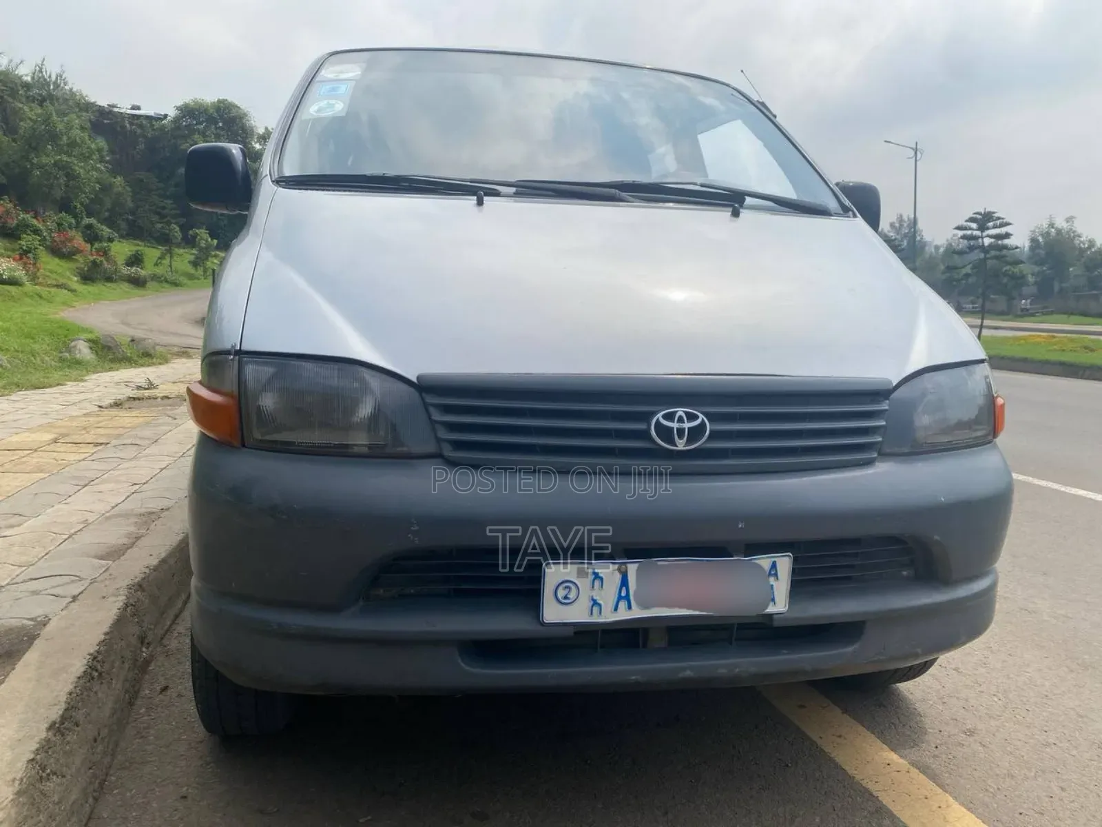 Toyota HiAce 2005 Silver