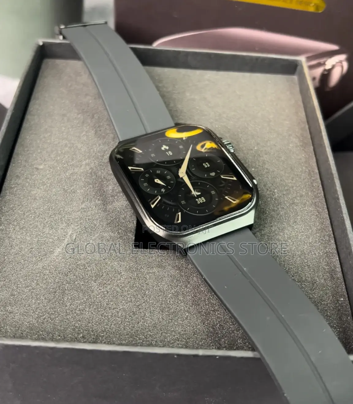 AMOLED Clear Screen 3D Flexible Surface Design Smart Watch