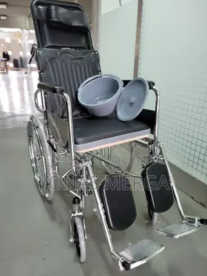 Reclining Back Wheelchair _ Head Support
Hardwearing Chrome