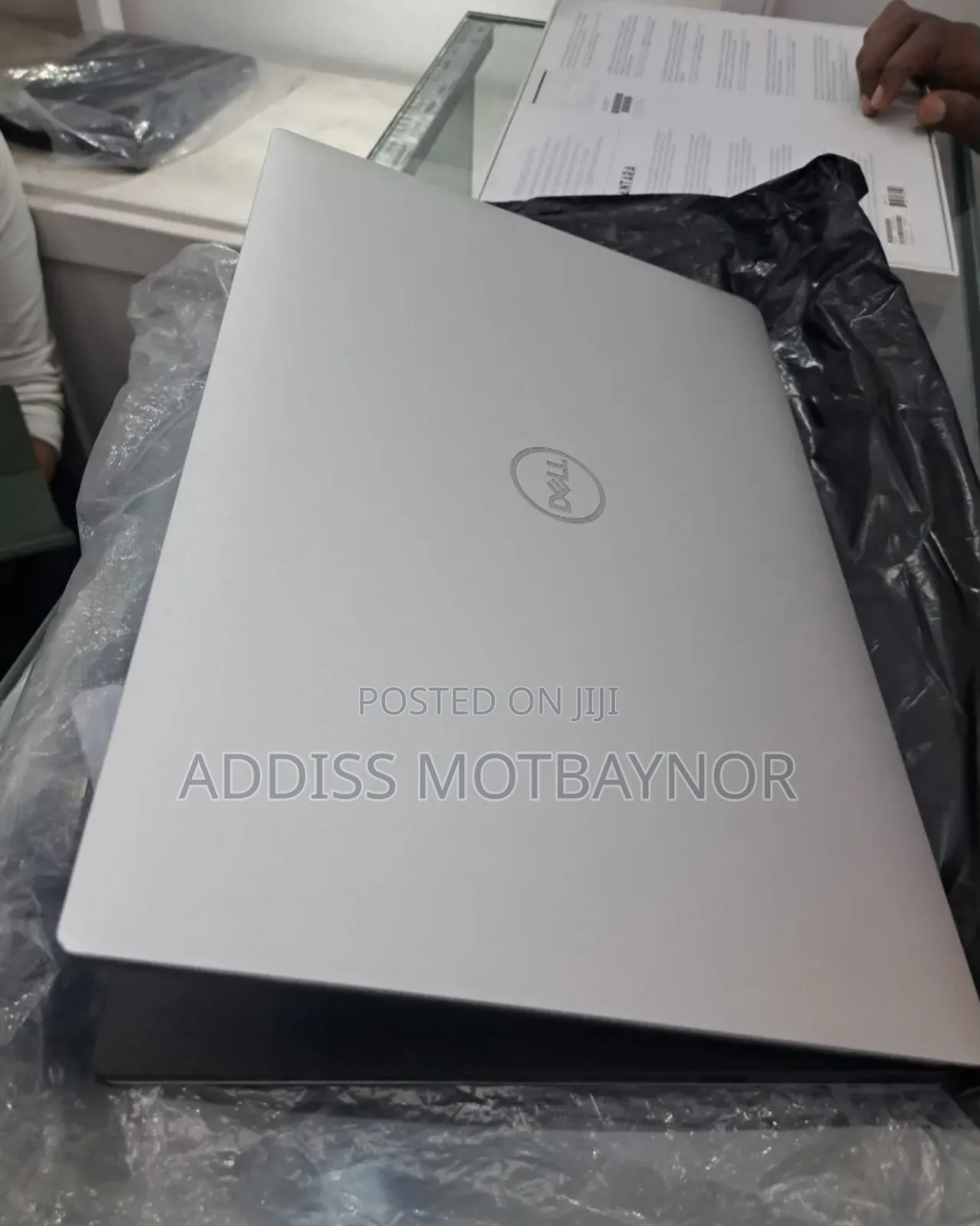 New Laptop Dell XPS 15 16GB Intel Core I7 SSD 512GB