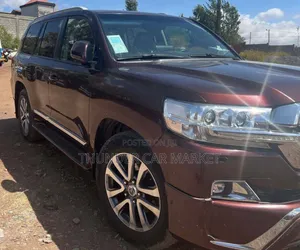 Toyota Land Cruiser 4.5 V8 GXR 2020 Burgundy