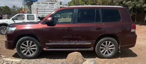 Toyota Land Cruiser 4.5 V8 GXR 2020 Burgundy
