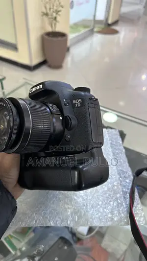 Canon 7d Camera With Full Accessory and Battery Grip