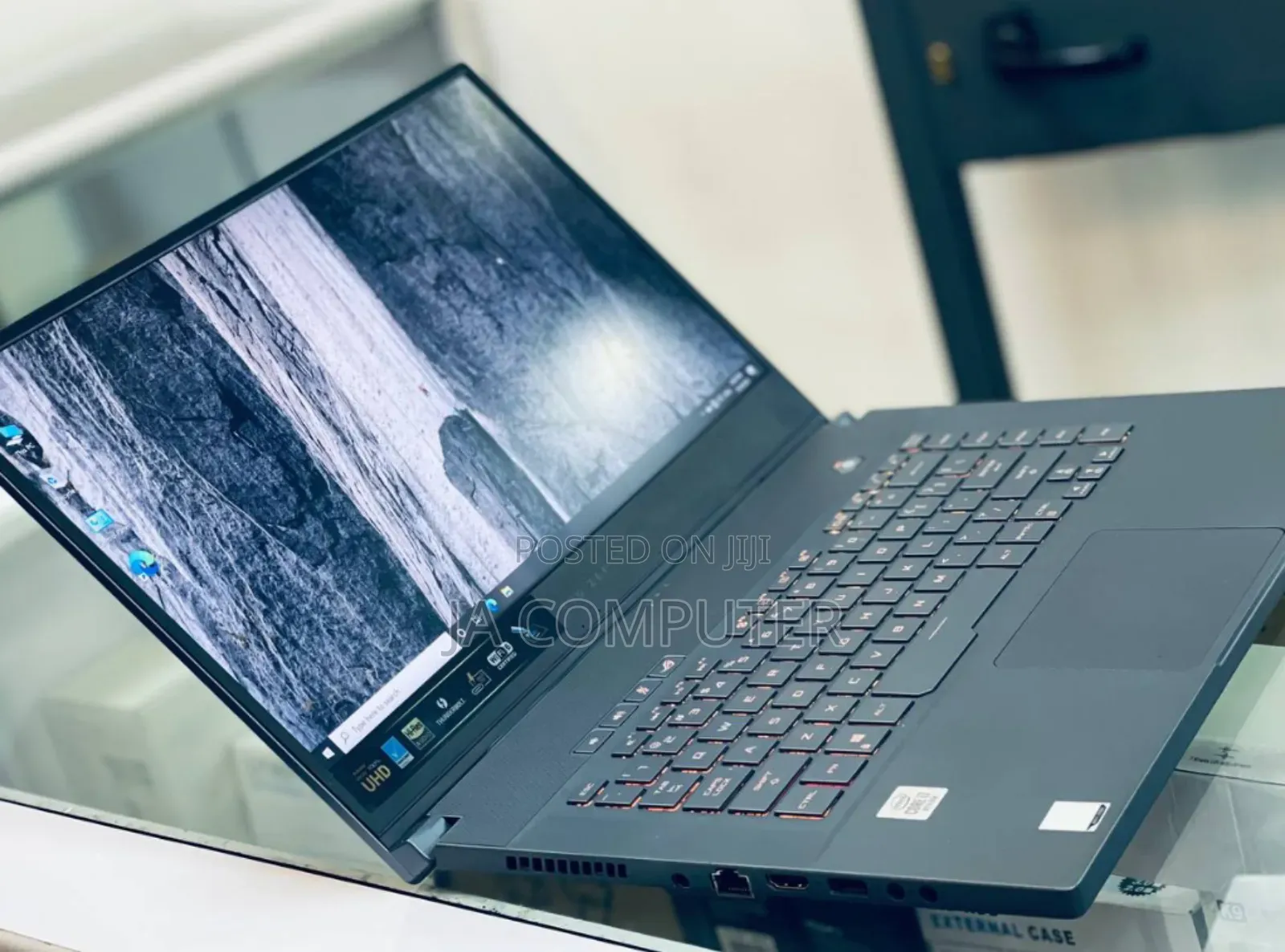 New Laptop Asus ROG Zephyrus G15 32GB Intel Core I7 SSD 512GB