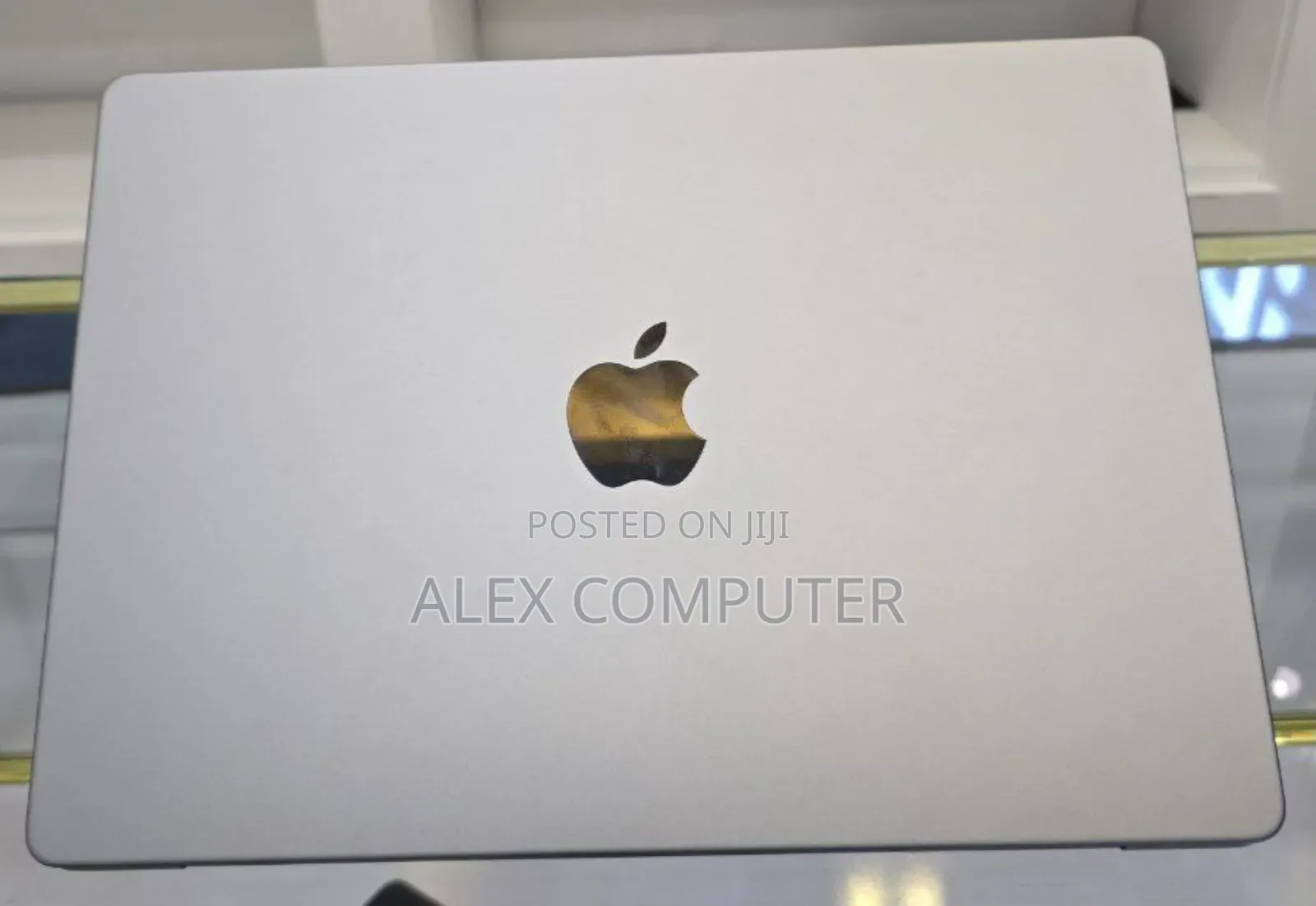 New Laptop Apple MacBook Pro 2023 M2 96GB Apple M2 SSD 2T