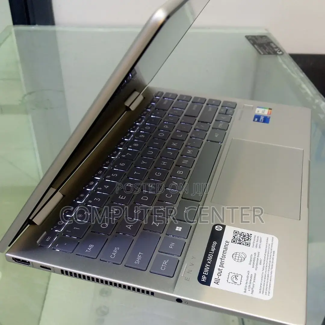 New Laptop HP Envy X360 16GB Intel Core I7 SSD 512GB