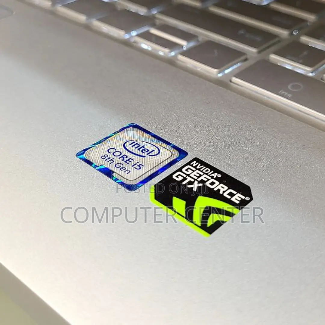 New Laptop HP Pavilion 15 8GB Intel Core I5 SSD 512GB