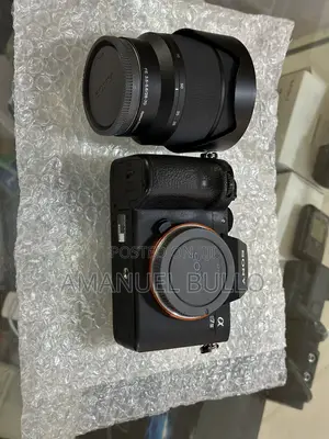 Sony A7iii Camera With 28-70mm Kit Lens and Full Accessory