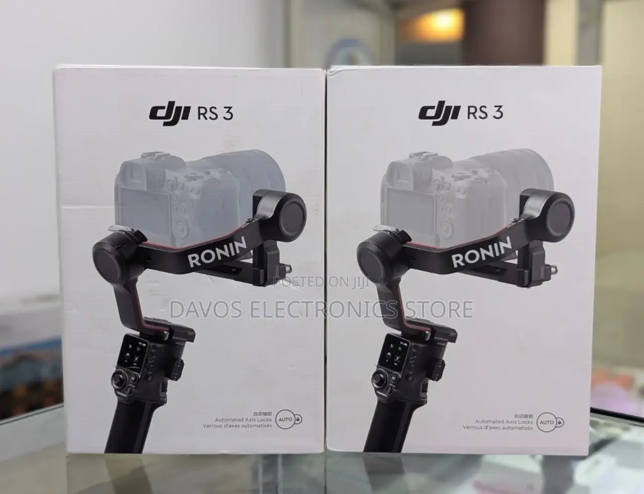 DJI RS 3 Gimbal Stabilizer