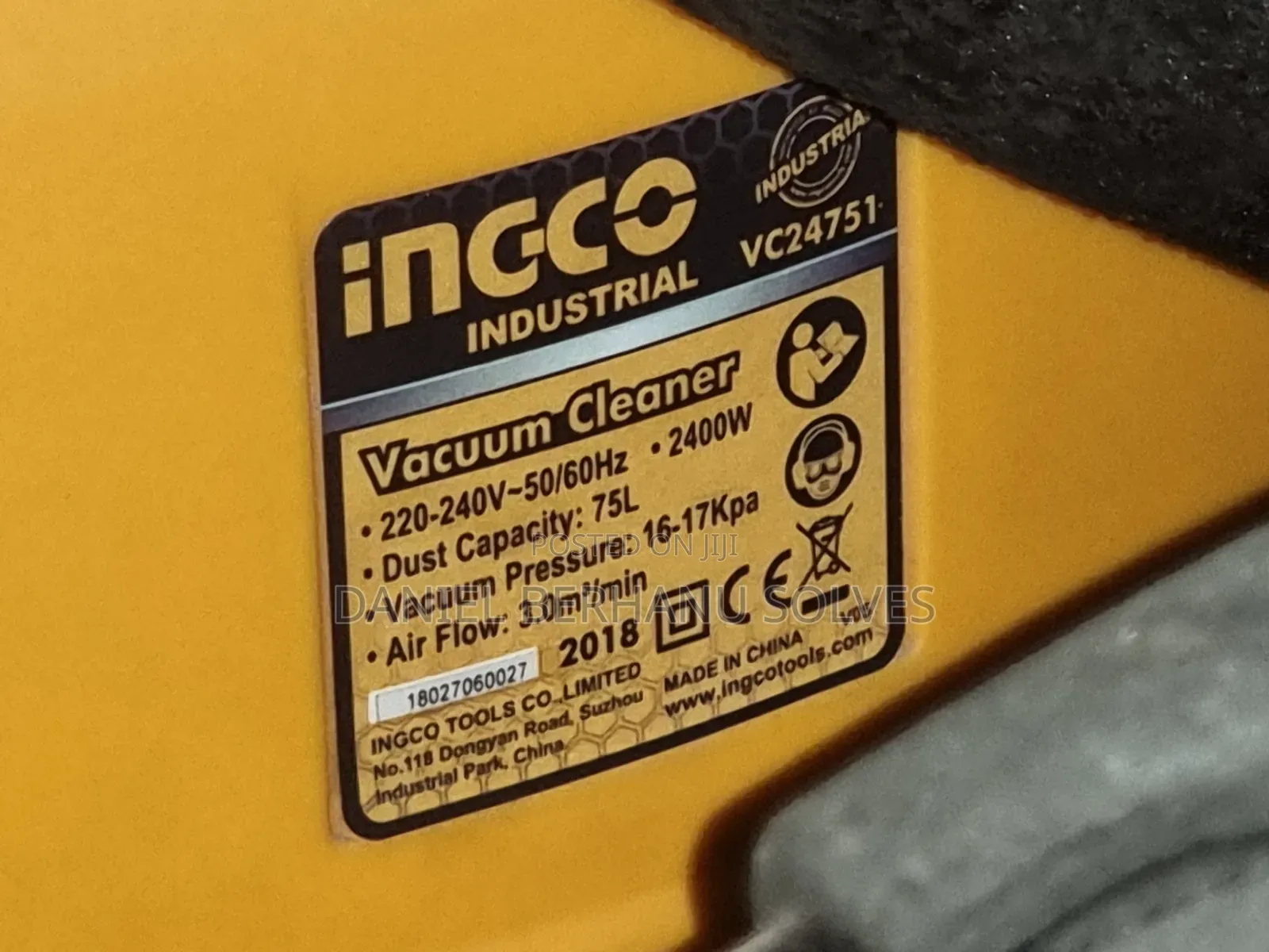 Industrial Vacuum Cleaner