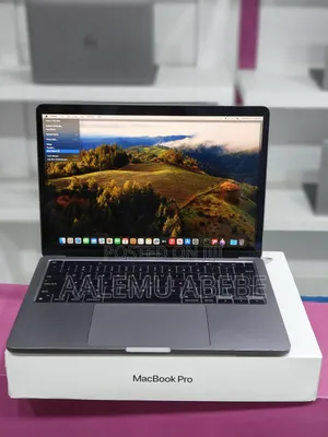 New Laptop Apple MacBook Pro M1 8GB Apple M1 SSD 512GB