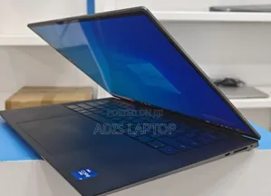 New Laptop Dell XPS 15 32GB Intel Core I7 SSD 512GB