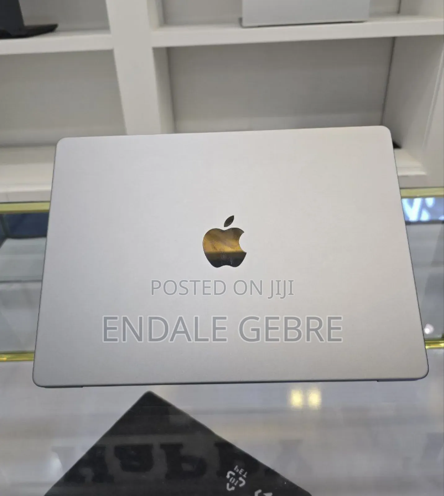 New Laptop Apple MacBook Pro 2022 M2 96GB Apple M2 SSD 2T