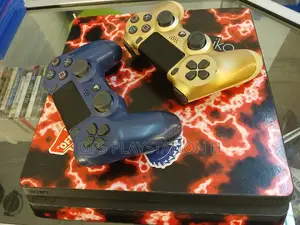 Photo - Playstation 4 Jealbreak <Ps 4 Good Condition >