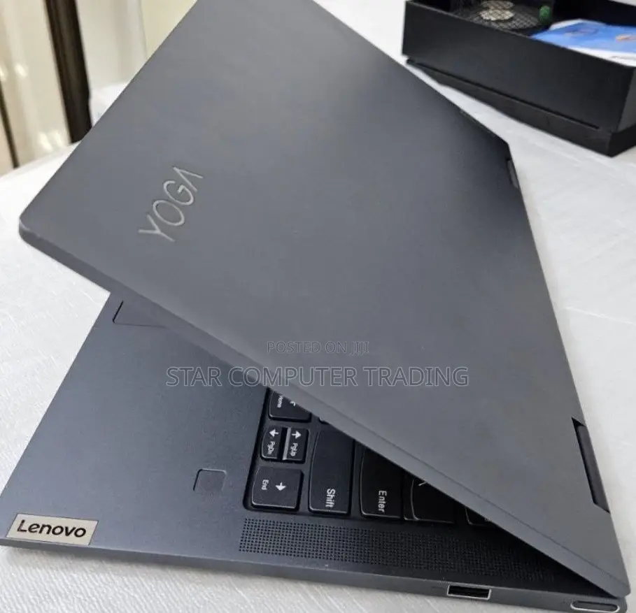 New Laptop Lenovo Yoga 700 16GB Intel Core I7 SSD 512GB
