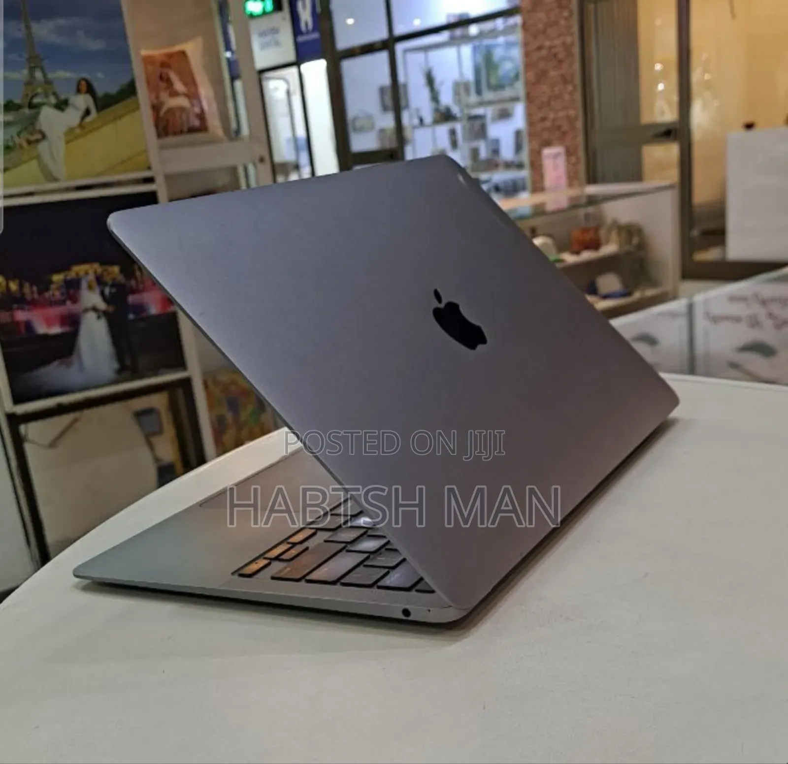 New Laptop Apple MacBook Air 2020 M1 8GB Intel Core M SSD 256GB