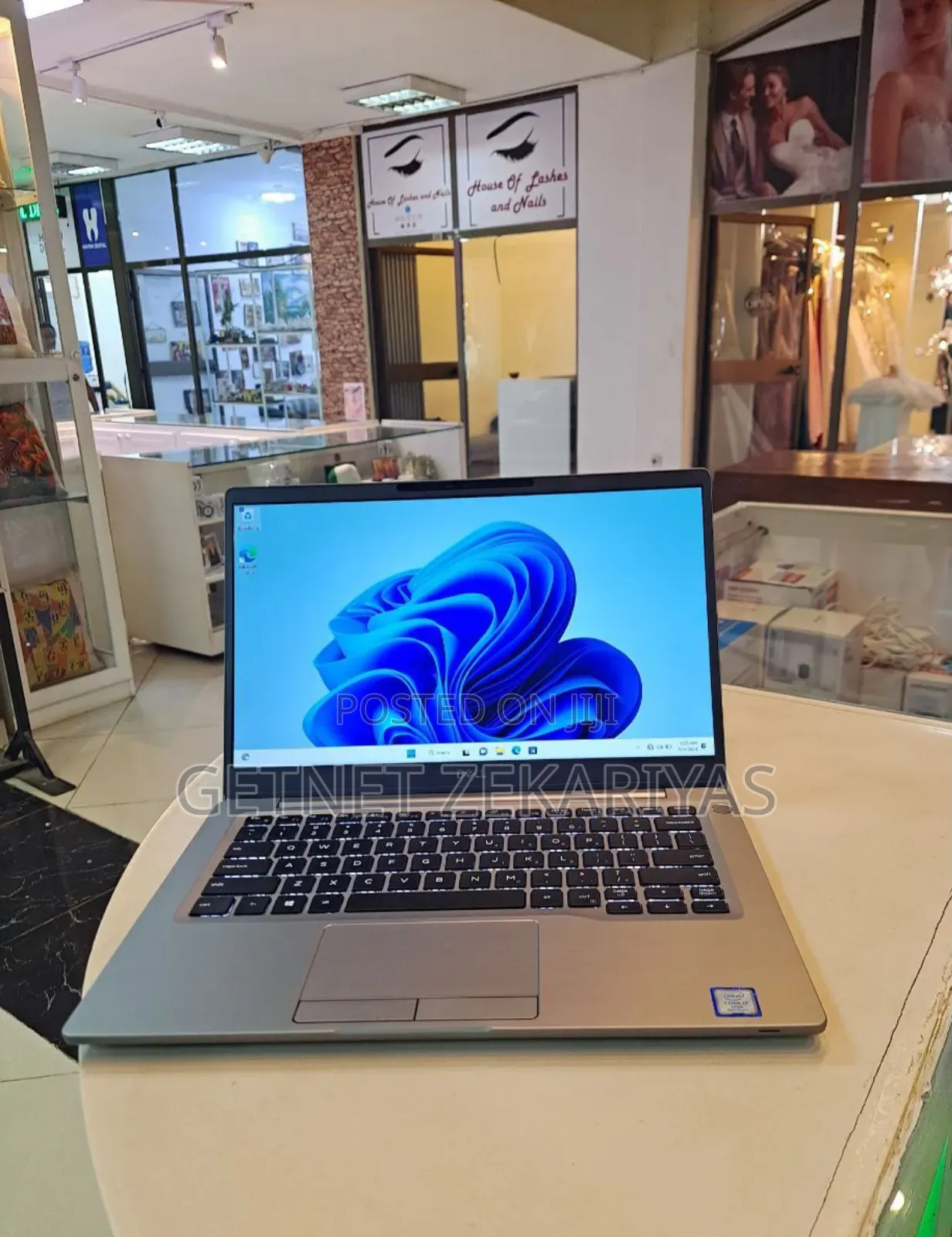 New Laptop Dell Latitude 7300 16GB Intel Core I7 SSD 512GB