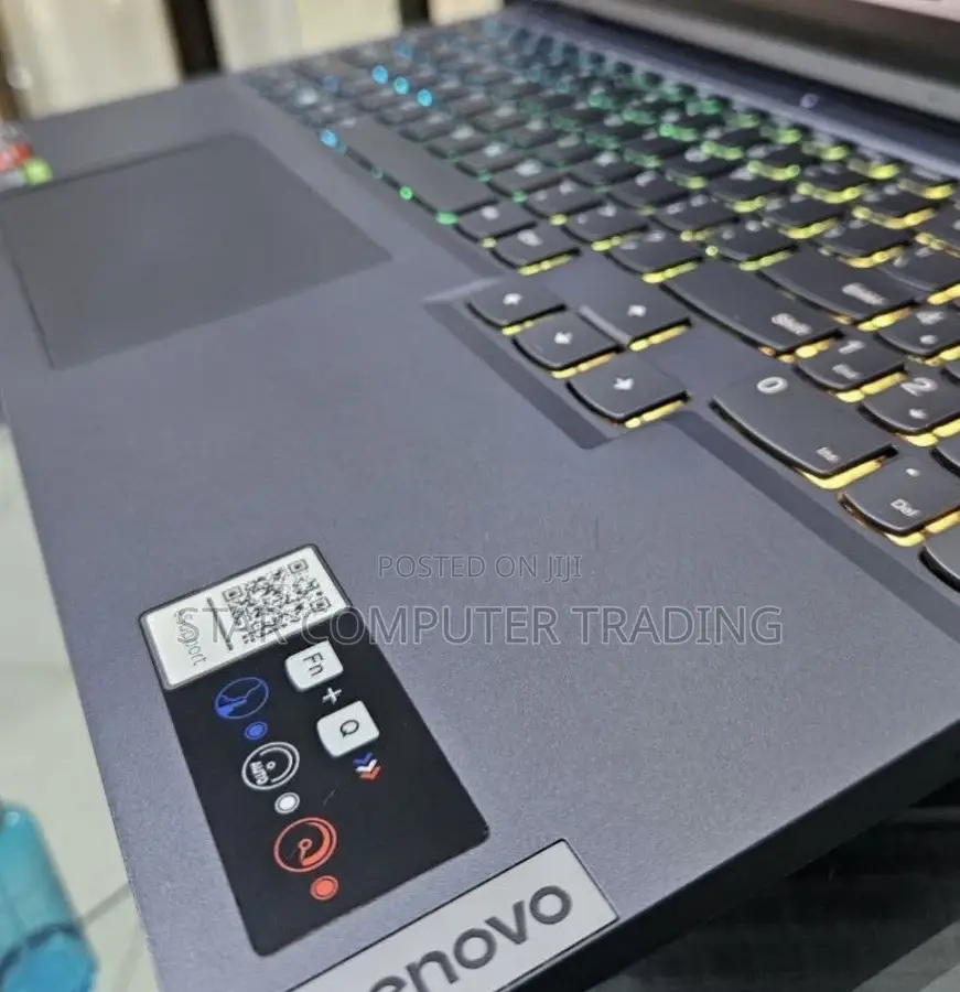 New Laptop Lenovo Legion 5 16GB AMD Ryzen 7 SSD 512GB