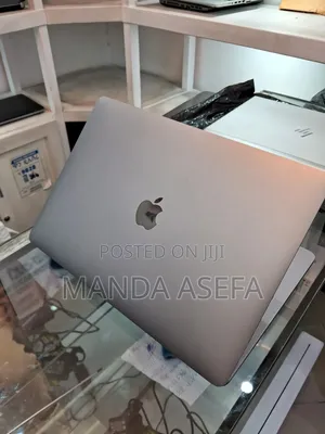 New Laptop Apple MacBook Pro M1 8GB Apple M1 SSD 512GB