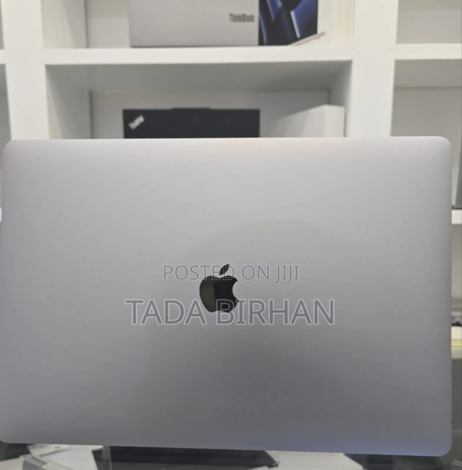 New Laptop Apple MacBook Pro 2019 16GB Intel Core I7 SSD 512GB
