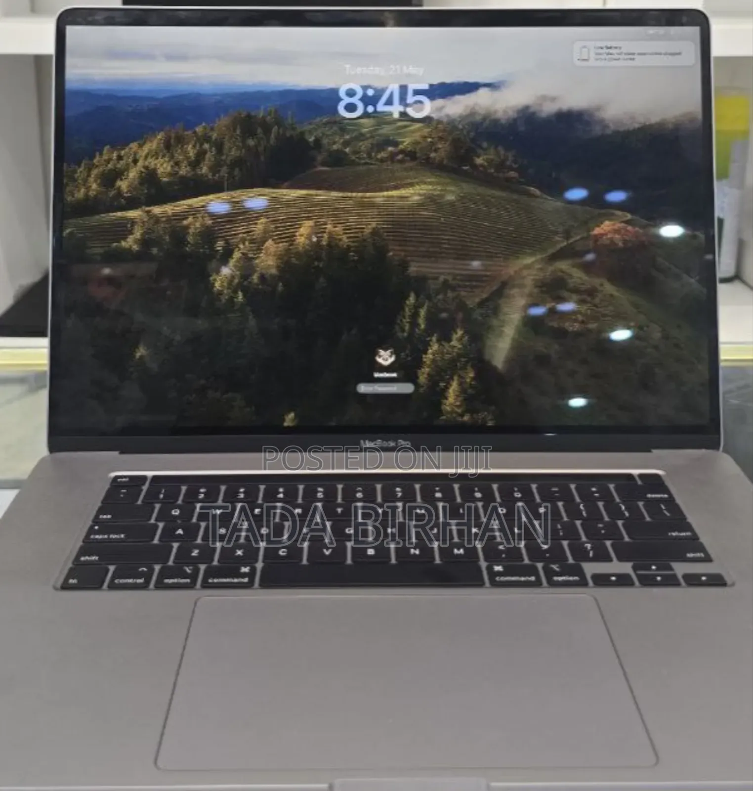 New Laptop Apple MacBook Pro 2019 16GB Intel Core I7 SSD 512GB