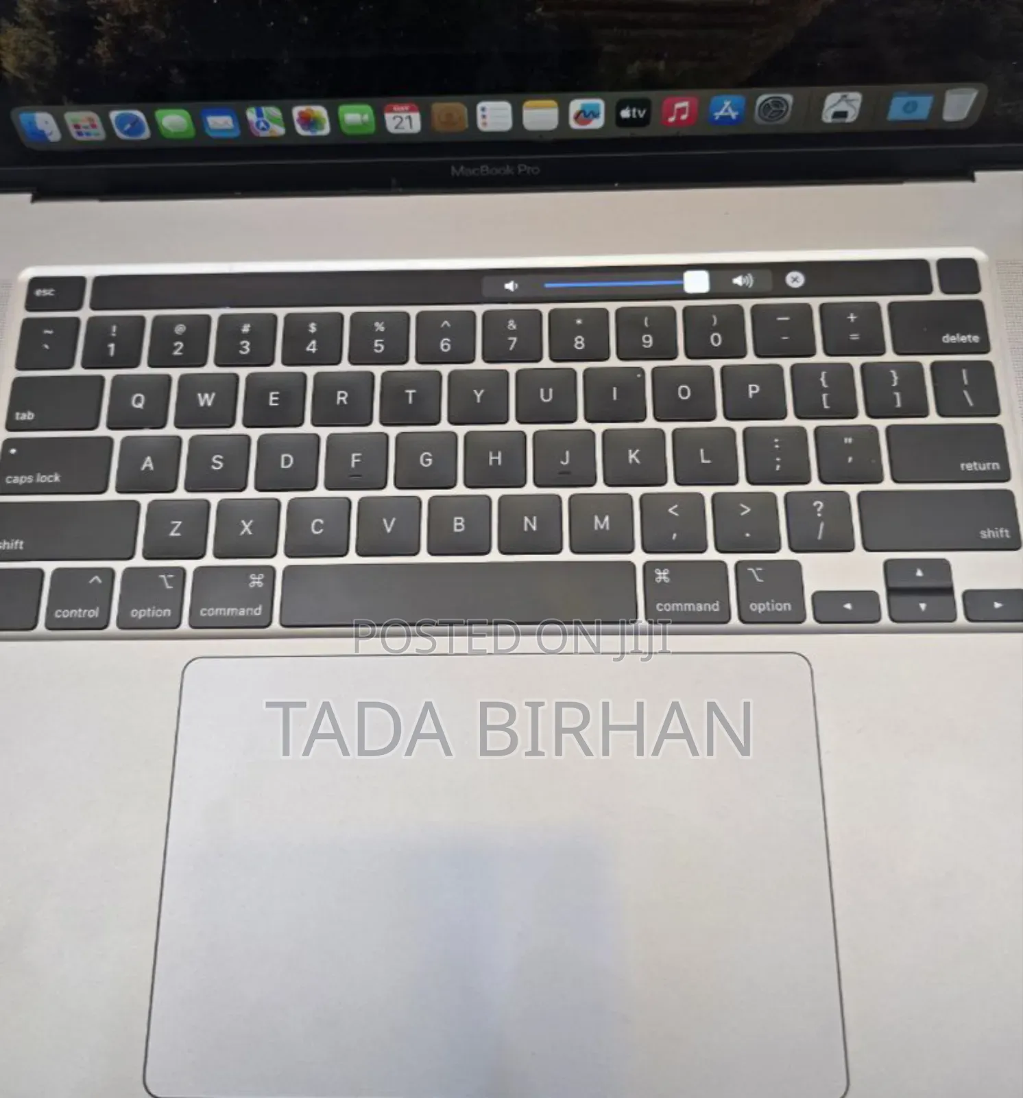New Laptop Apple MacBook Pro 2019 16GB Intel Core I7 SSD 512GB
