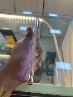 New Samsung Galaxy S22 5G 256 GB White