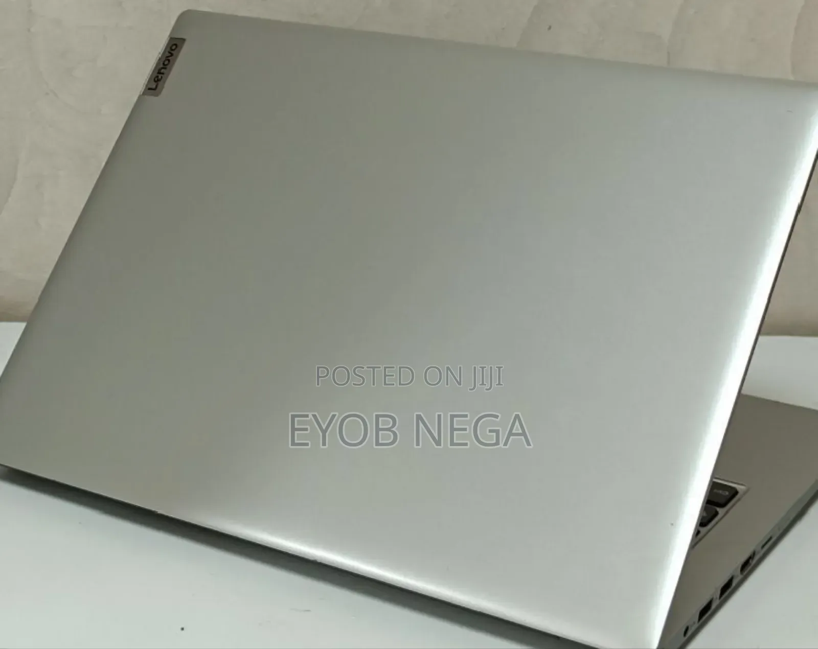 New Laptop Lenovo IdeaPad 1 4GB AMD SSD 256GB