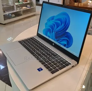 New Laptop HP EliteBook 640 G10 16GB Intel Core I7 SSD 512GB