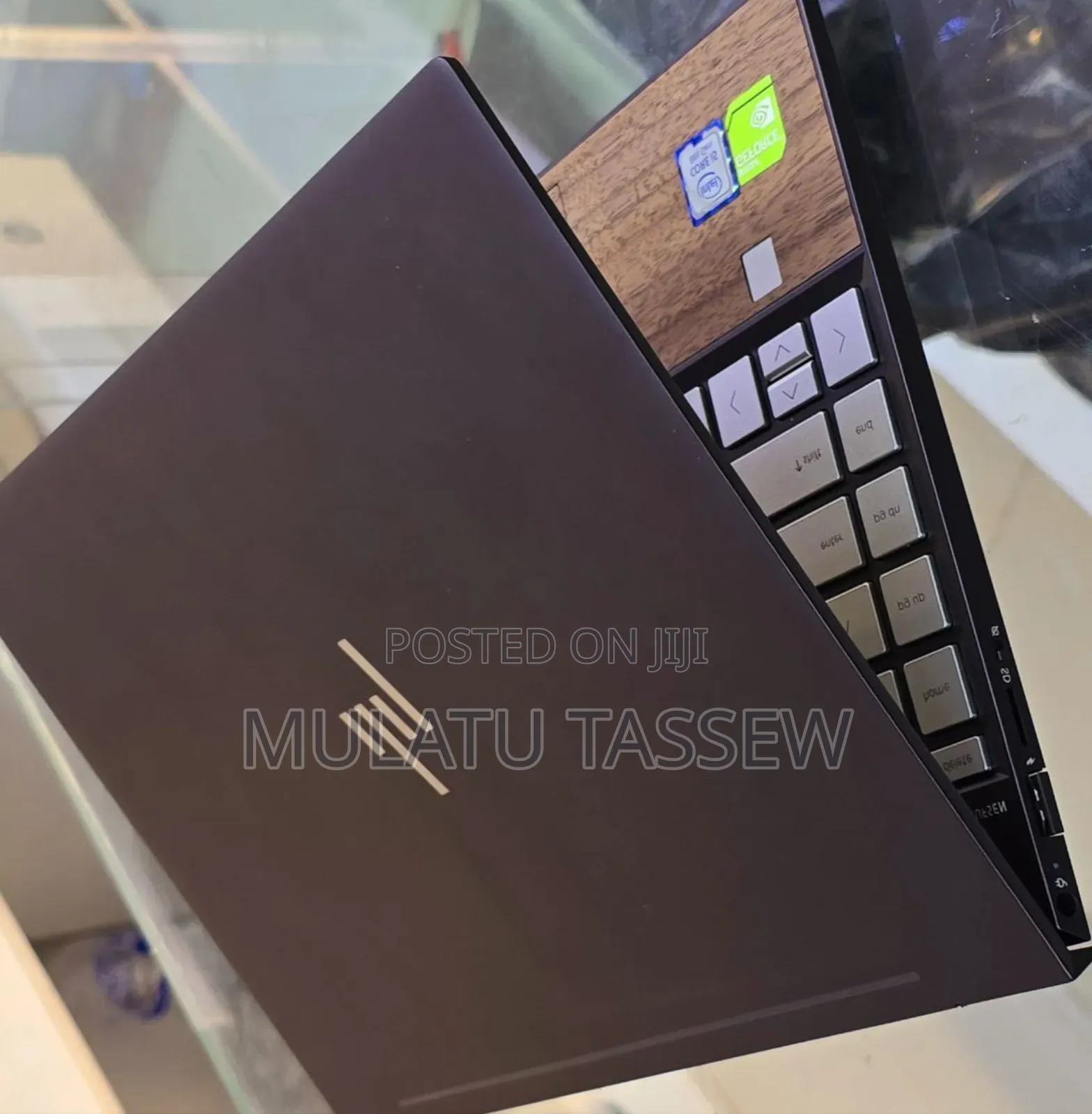 New Laptop HP Envy X360 8GB Intel Core I5 SSD 512GB