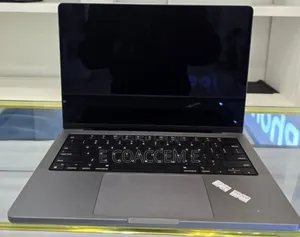 New Laptop Apple MacBook 96GB Apple M2 SSD 2T