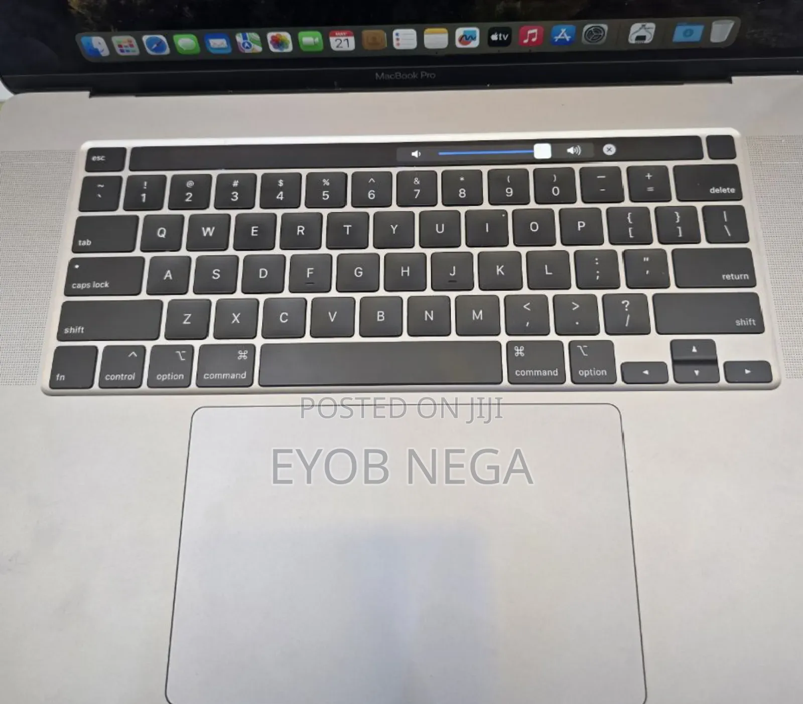 New Laptop Apple MacBook Pro 2019 16GB Intel Core I7 SSD 1T