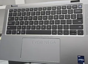 New Laptop Dell Latitude 13 7370 16GB Intel Core I5 SSD 256GB