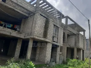 8bdrm Block of Flats in አያት, Bole for sale