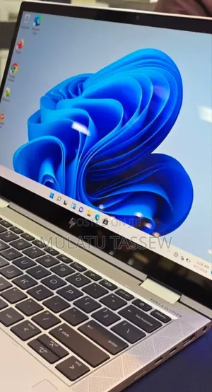 Photo - New Laptop HP EliteBook X360 1030 G8 8GB Intel Core I7 SSD 512GB