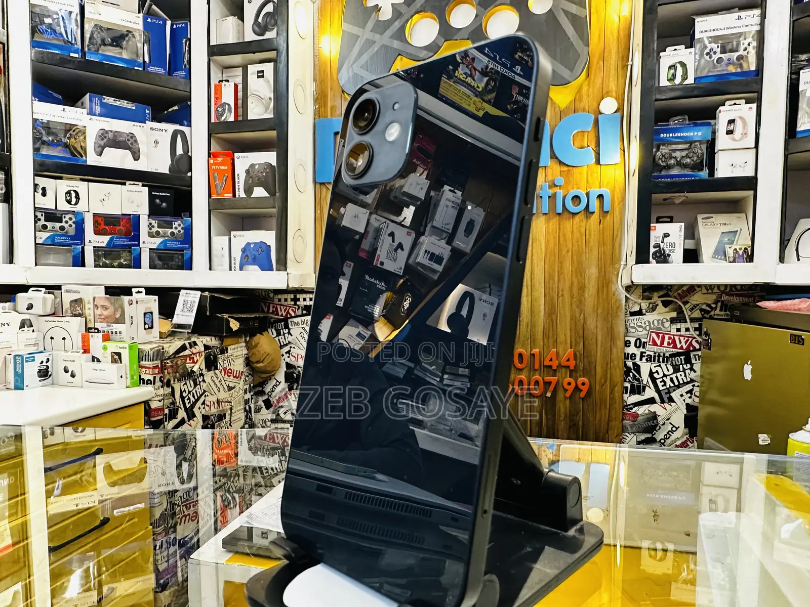 New Apple iPhone 12 128 GB Black