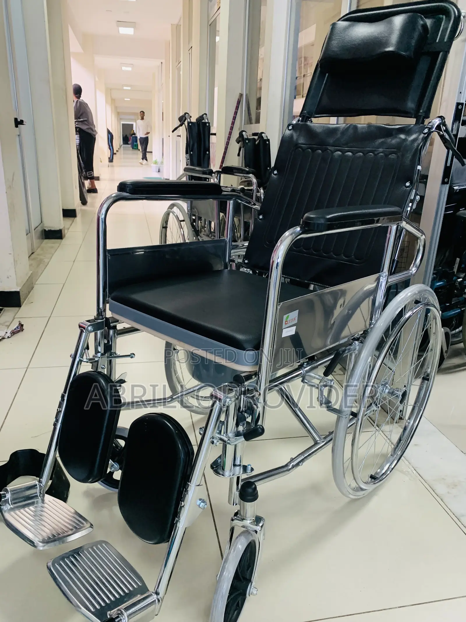 Four in One Wheelchair for Multiple Functions Wheel Chair
