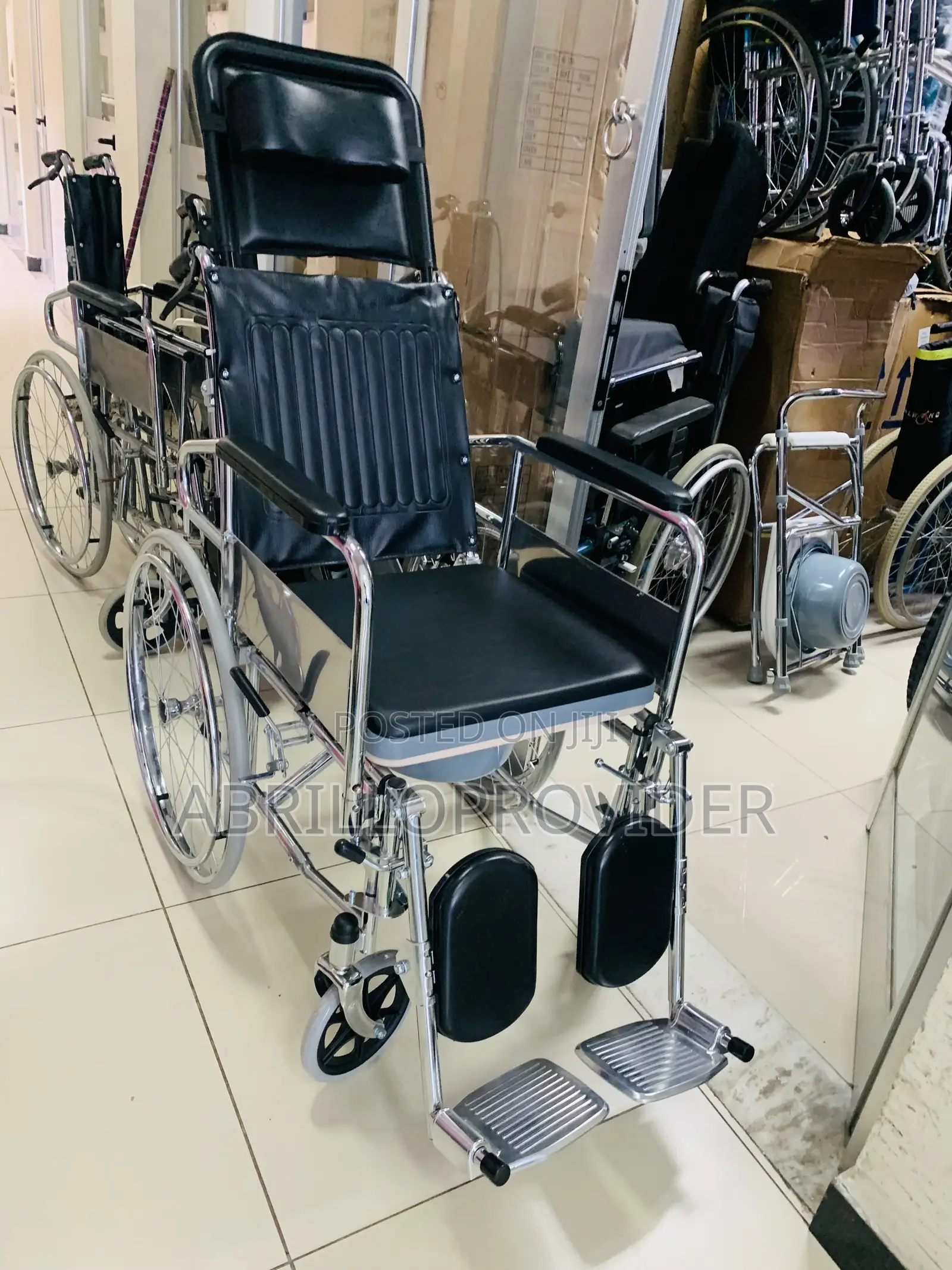 Shower Toilet Commode Recliner 4 in 1 Wheelchair Wheel Chair