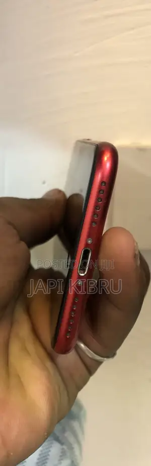 New Apple iPhone SE (2022) 64 GB Red