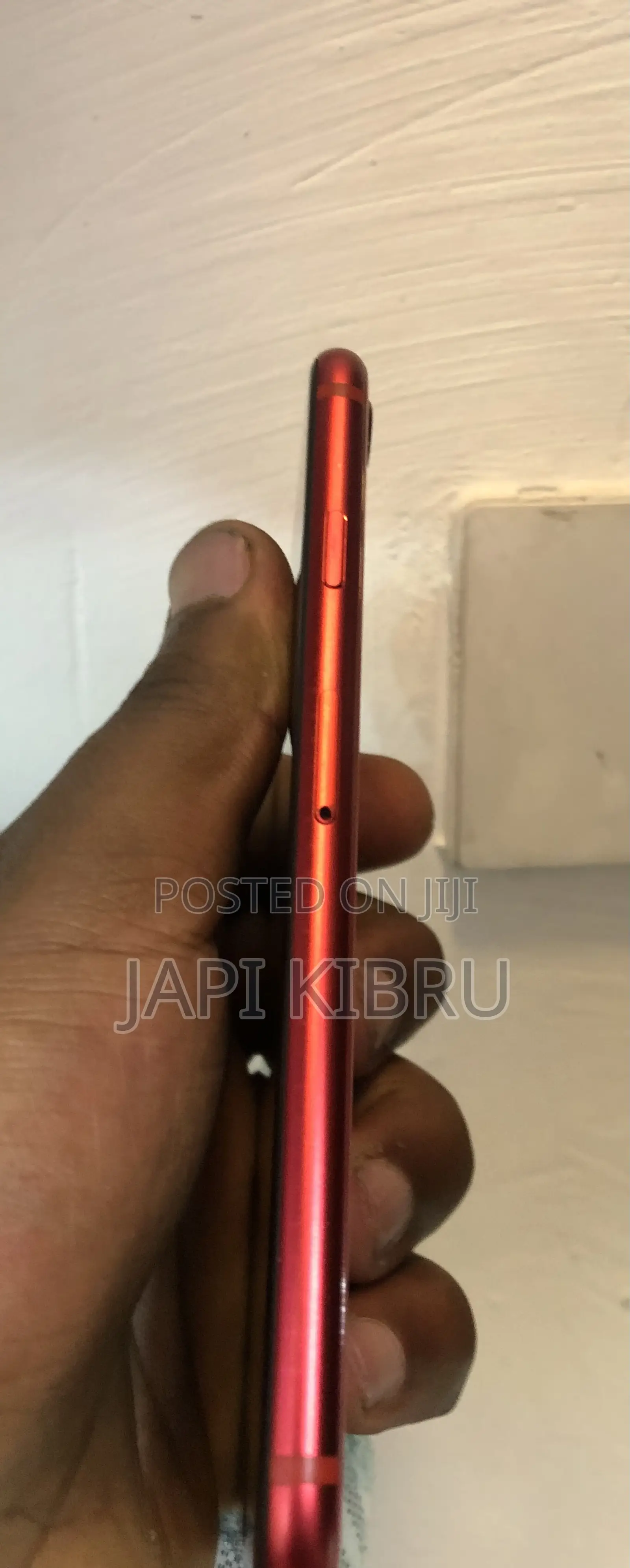 New Apple iPhone SE (2022) 64 GB Red