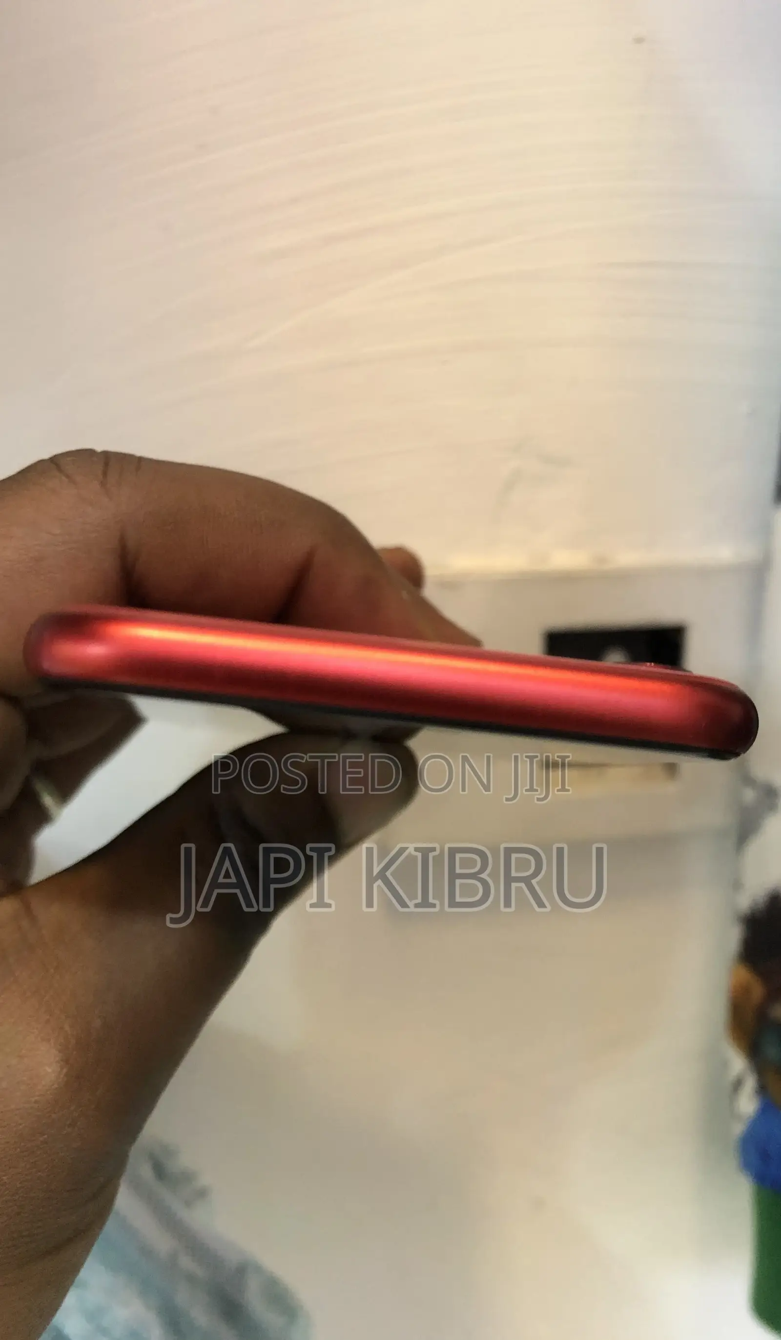 New Apple iPhone SE (2022) 64 GB Red