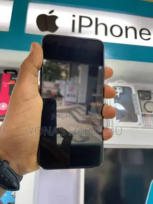 New Apple iPhone 11 Pro Max 64 GB Silver