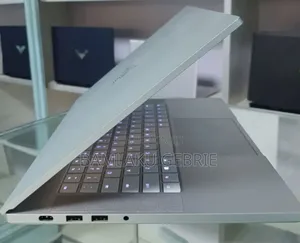 Photo - New Laptop Razer Blade 16GB Intel Core I7 SSD 512GB